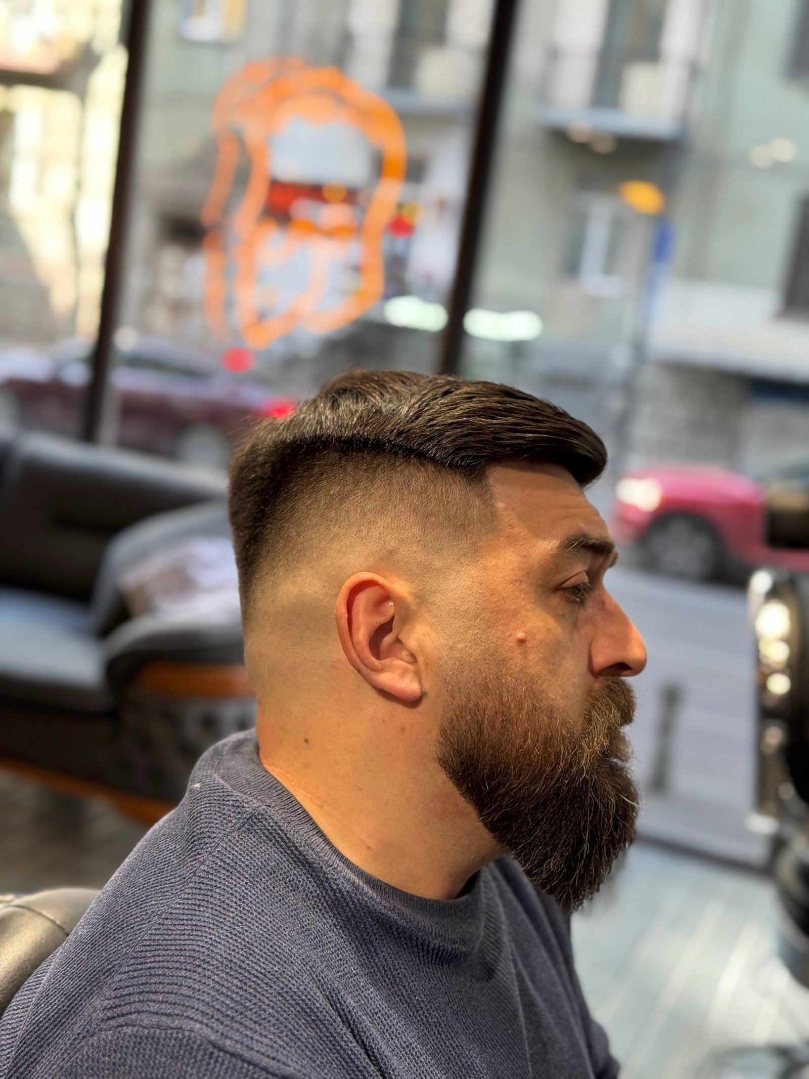 FIG. 05 — BEARD — Men's Space Barbershop