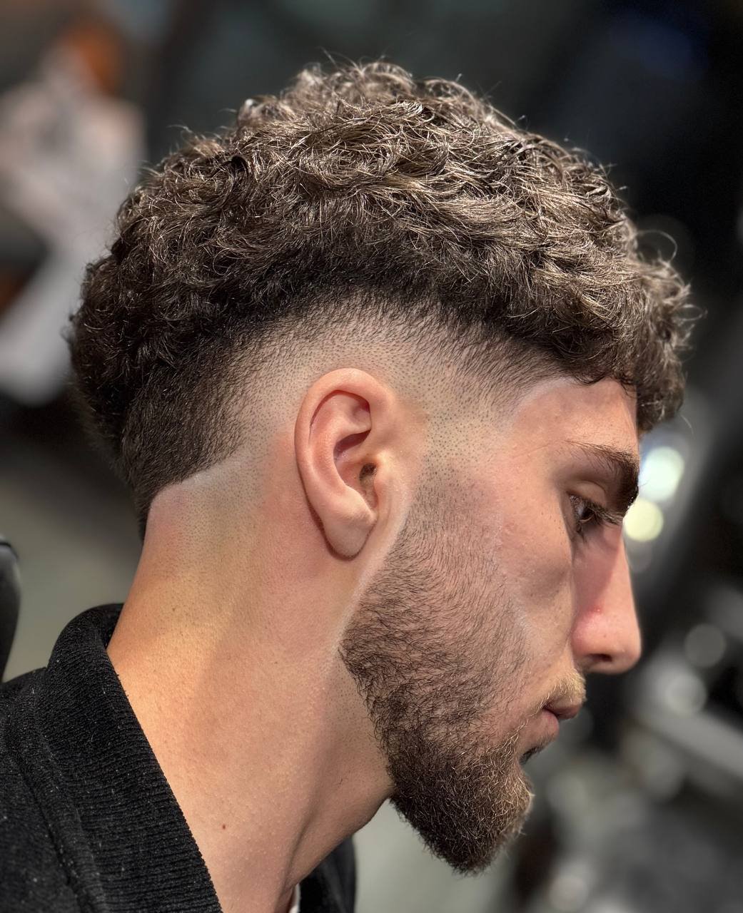 დასრულებული შეჭრა — Men's Space Barbershop
